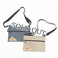 KELTY（ケルティ）VINTAGE FLAT POUCH"SM"（ヴィンテージフラットポーチSM）/Graphite（グラファイト）・Sand（サンド）