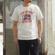 画像12: STUDIO D'ARTISAN（ステュディオ・ダ・ルチザン）USAコットンプリントＴシャツ"LIVING ROOM COWBOY"/White（ホワイト）・Navy（ネイビー） (12)