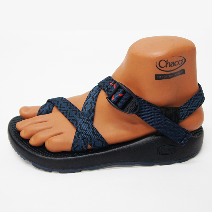 chaco stepped navy