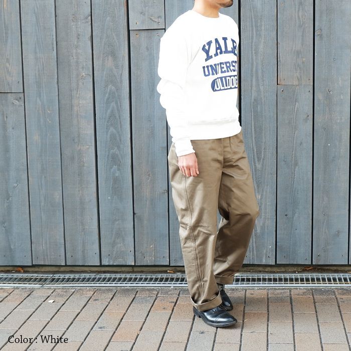 Champion（チャンピオン）REVERSE WEAVE CREW NECK SWEATSHIRT